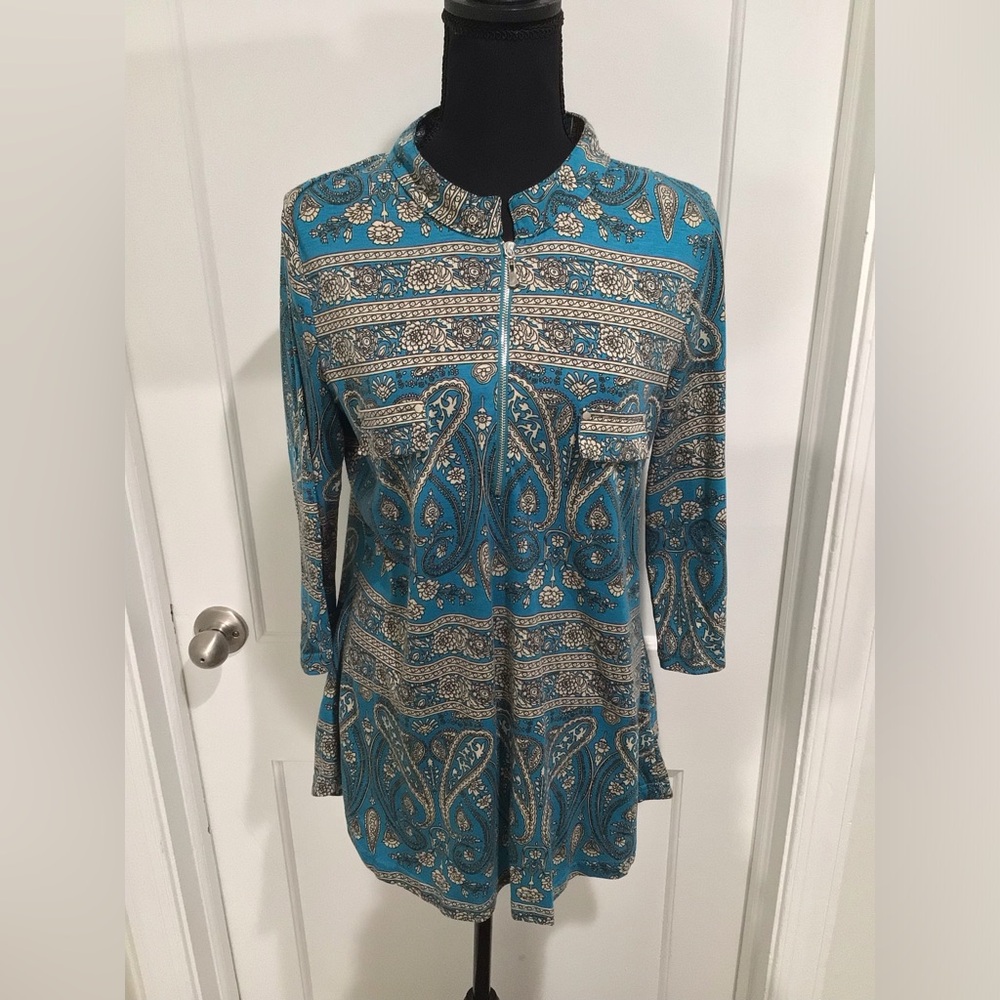 Large Blue long sleeve shirt with black and beige pattern